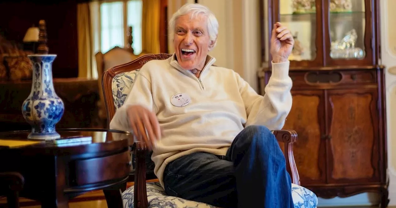 Dick Van Dyke tried 'crawling to the car' in bid to escape wildfire