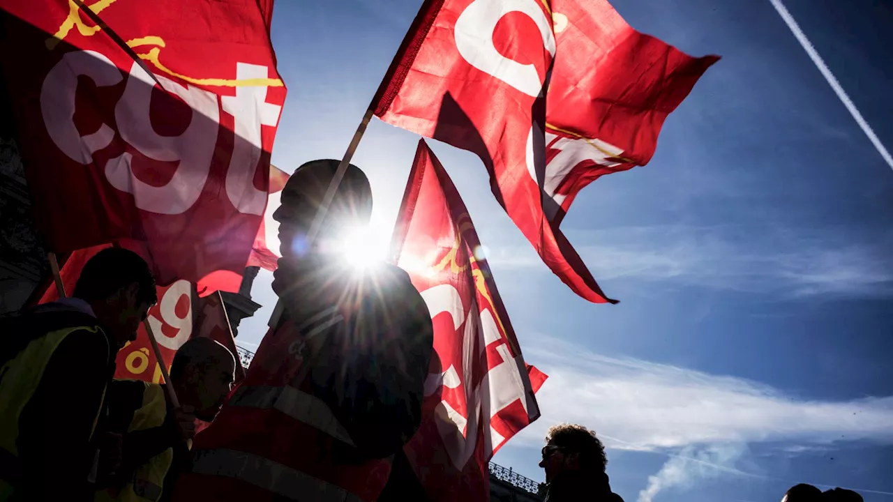 Paris: une manifestation pour la régularisation des sans-papiers et la protection des mineurs isolés...