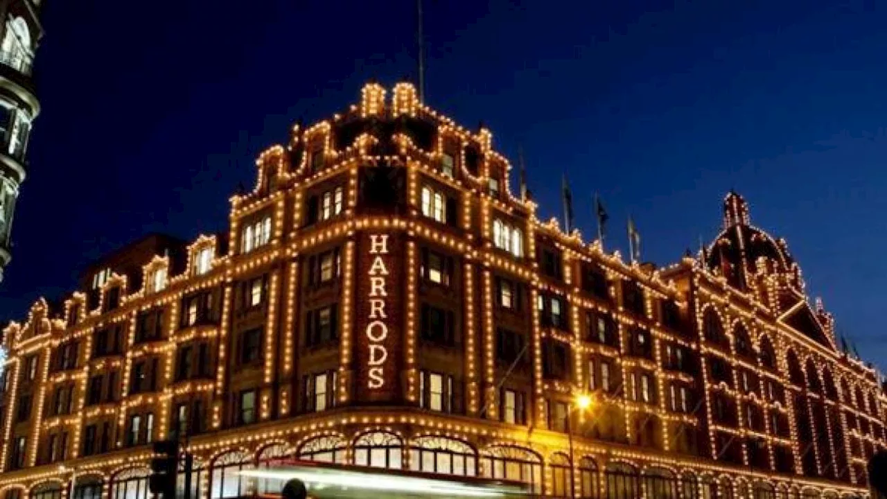 Harrods, sciopero dei dipendenti nel periodo natalizio: chiedono stipendi più alti e un bonus annuo