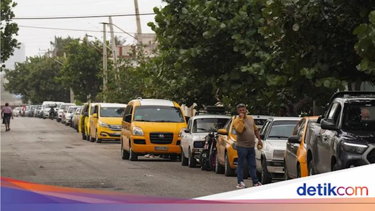 Krisis Bahan Bakar Hantui Kuba, Warga Antre Panjang di SPBU