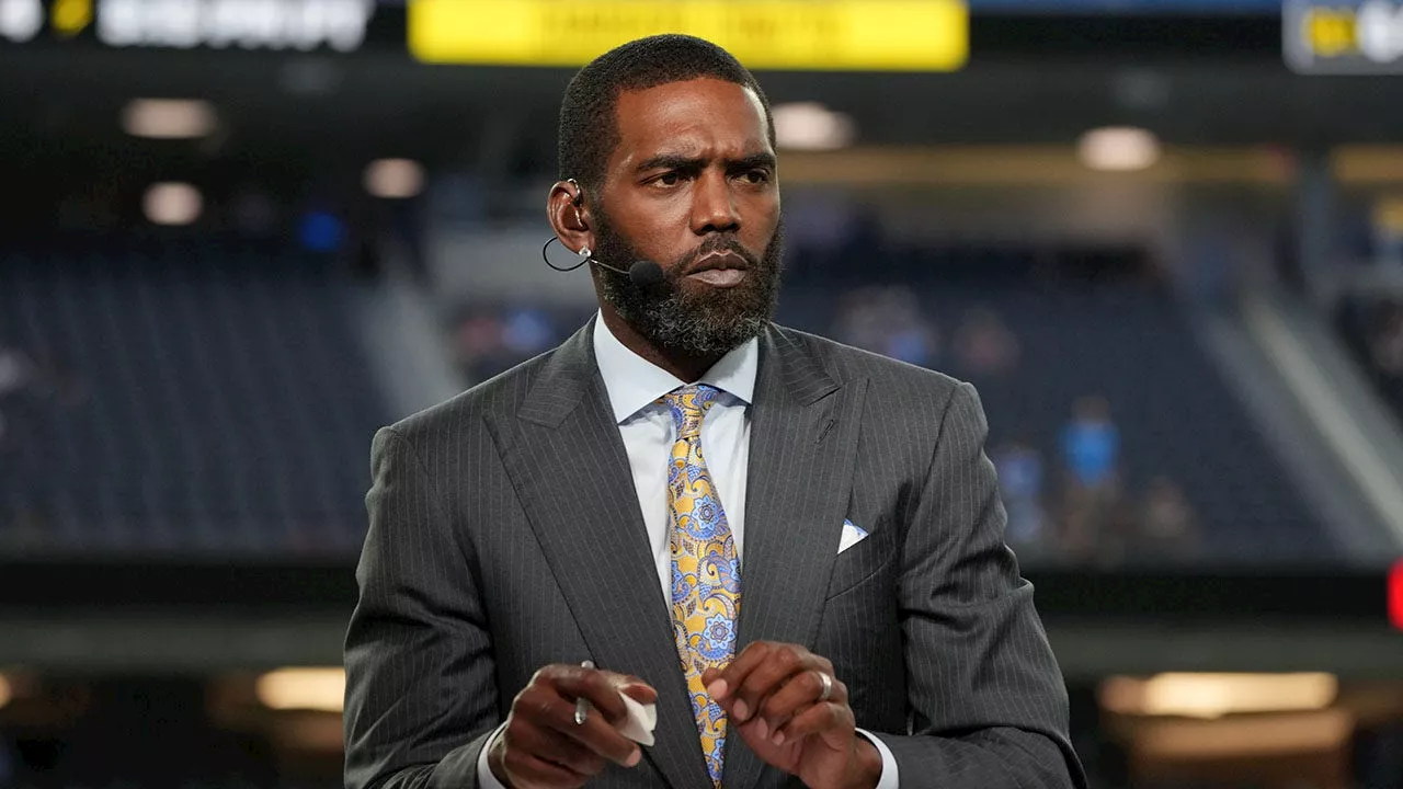 Football community rallies around NFL legend Randy Moss after revealing cancer diagnosis