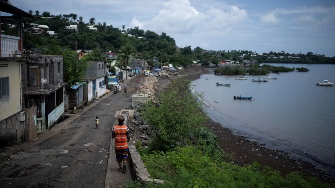 Cyclone Chido : Mayotte placée en alerte violette face aux intempéries, le plus haut niveau