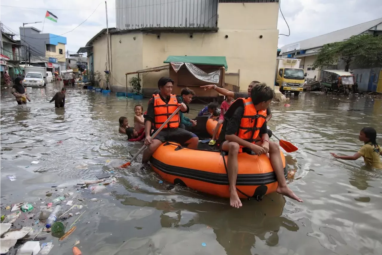 Waspadai Banjir di Bantaran Kali dan Pesisir Jakarta