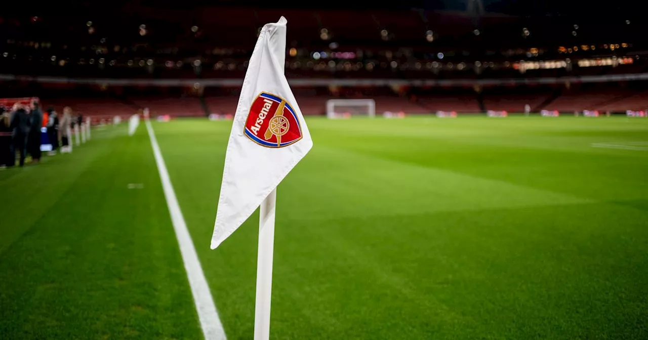 What time and TV channel is Arsenal v Everton on today in the Premier League?