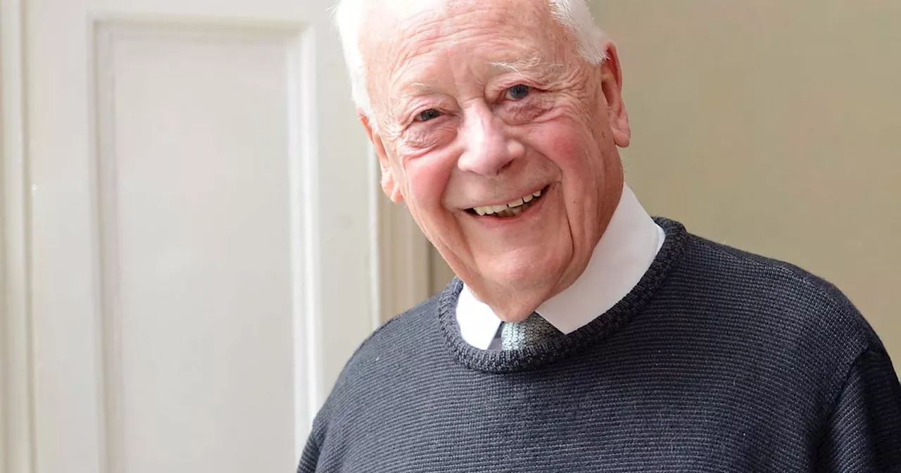 Irish writer and philosopher Charles Handy dies aged 92