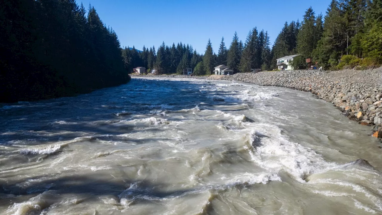 Mendenhall Valley residents divided on flood barriers before vote