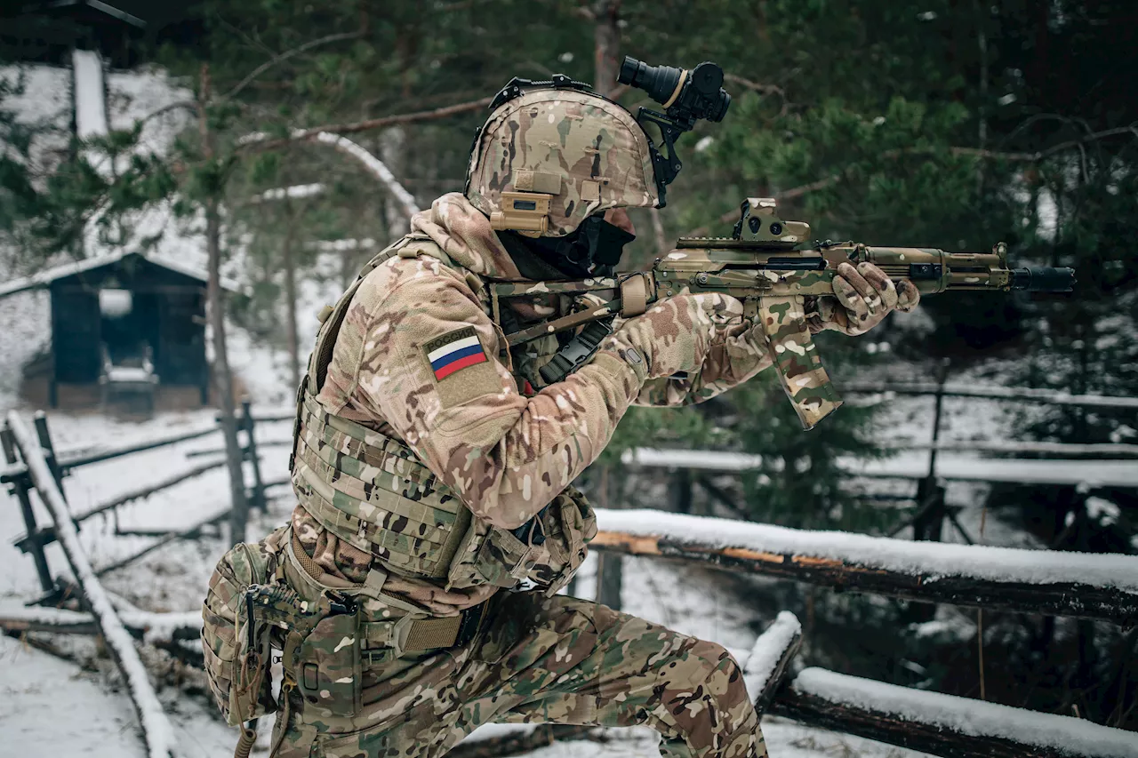 Снайпер ВС РФ неделю пролежал в снегу, не оставляя позицию и получил обморожение