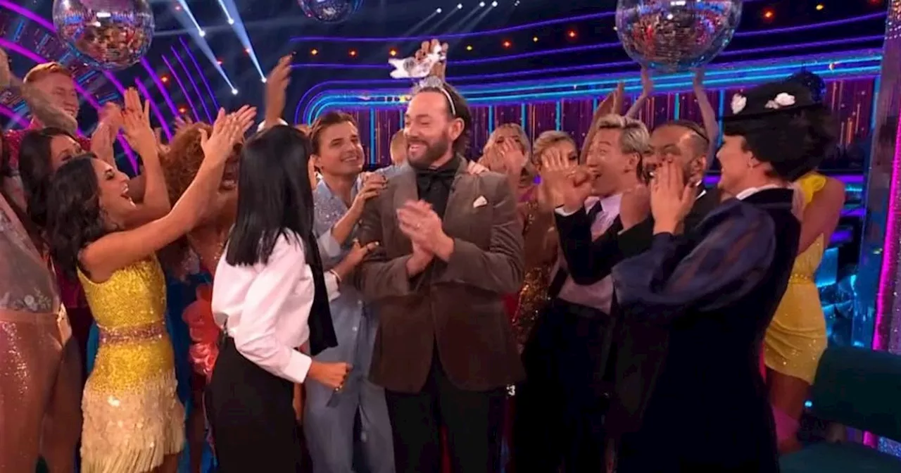 Claudia Winkleman halts Strictly final to share Craig Revel Horwood announcement