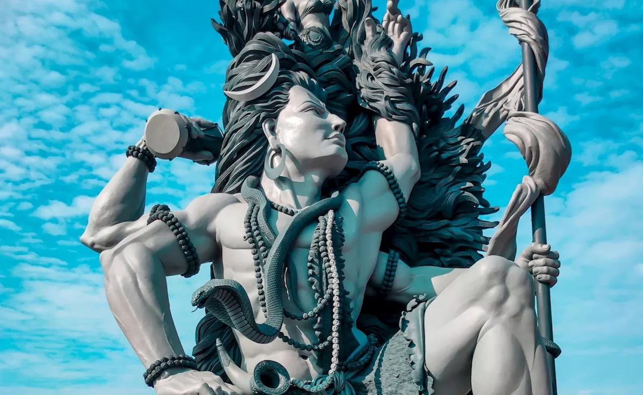 कब है पौष माह की मासिक शिवरात्रि, जानिए इस वर्ष की अंतिम Masik Shivratri की तिथि और पूजा विधि