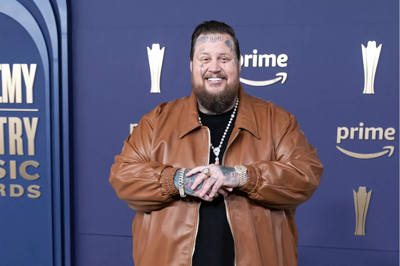 Jelly Roll Shows Off Weight Loss at Billboard Music Awards