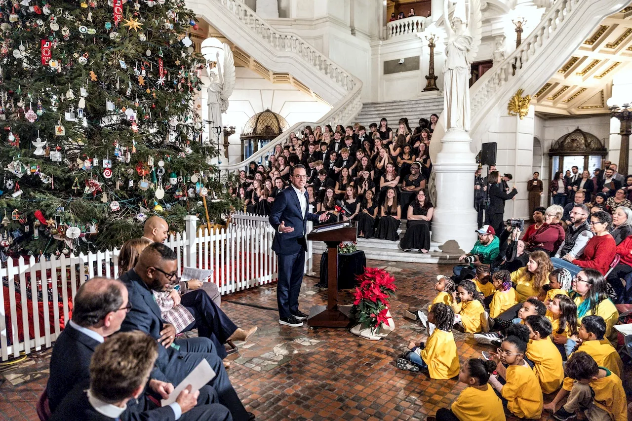 Gov. Shapiro, Lt. Gov. Davis can’t help but hype upcoming Eagles-Steelers game