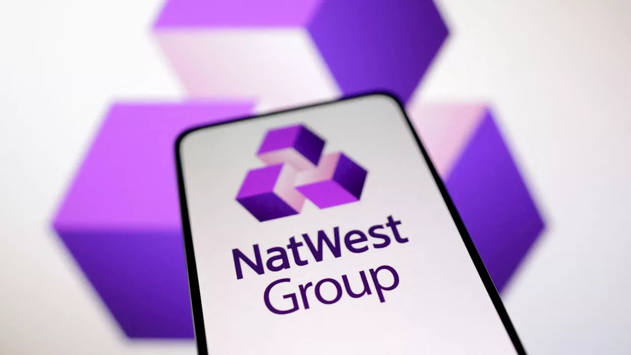 NatWest to hike chief's pay as bank returns to full private ownership