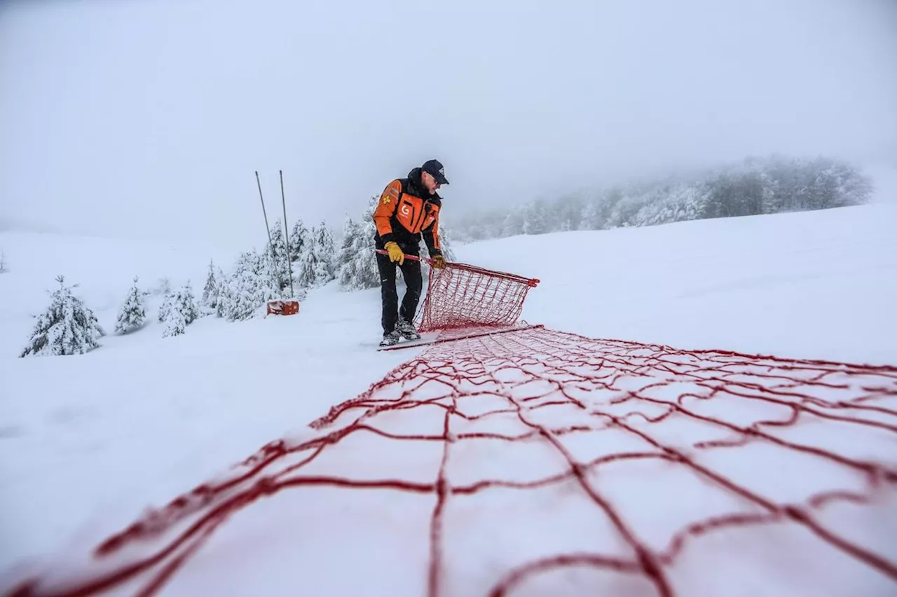 Ouverture des pistes de ski à Gourette 2024 : les préparatifs en 15 images