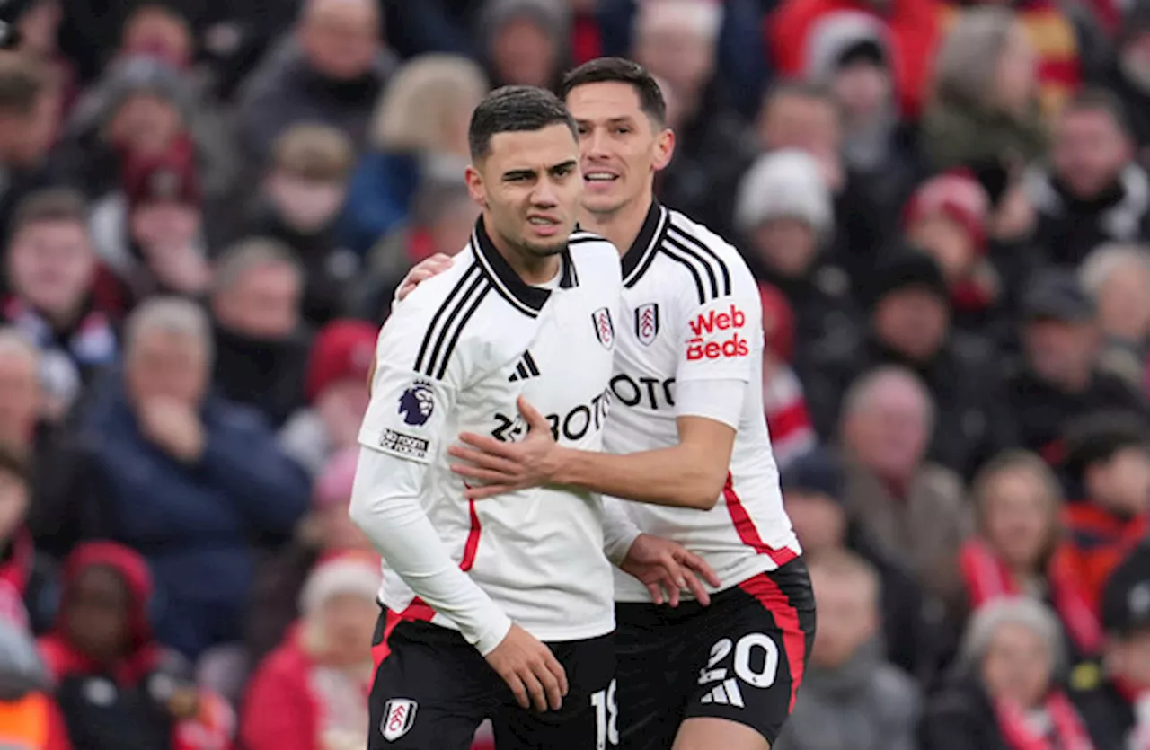 Fulham hold 10-man Liverpool