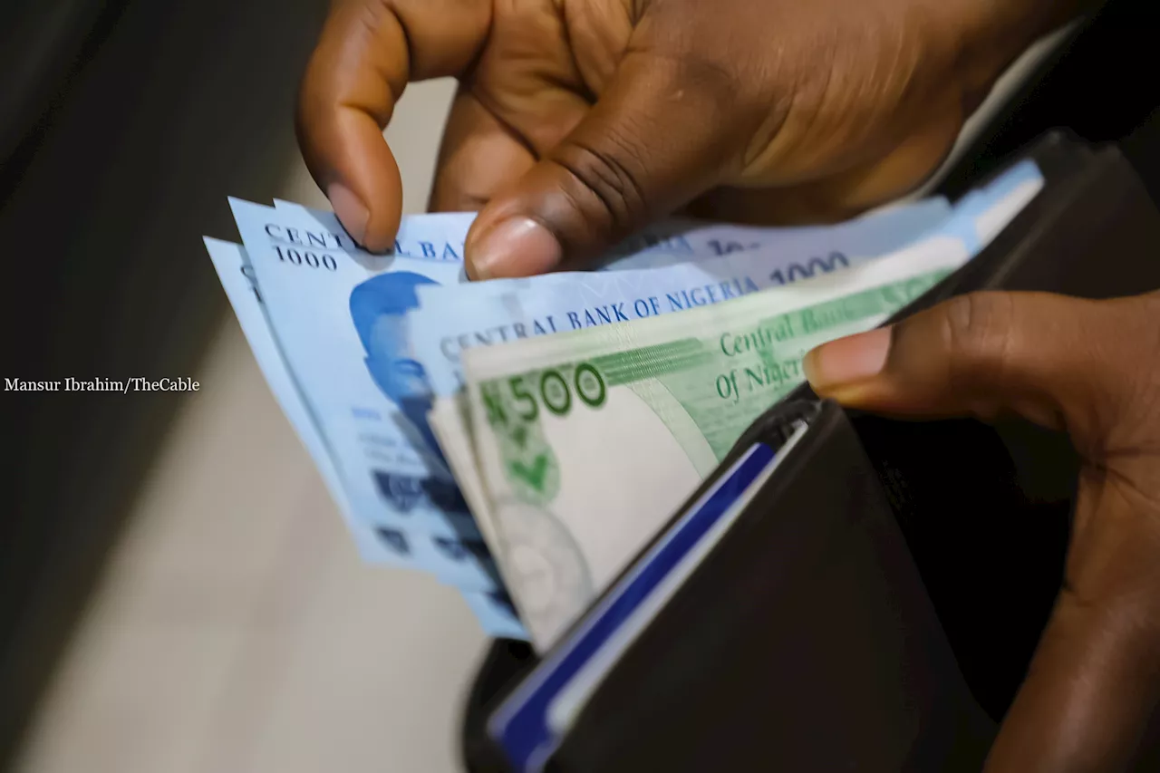 Supply of mint naira to hawkers will attract N150m fine, CBN warns banks