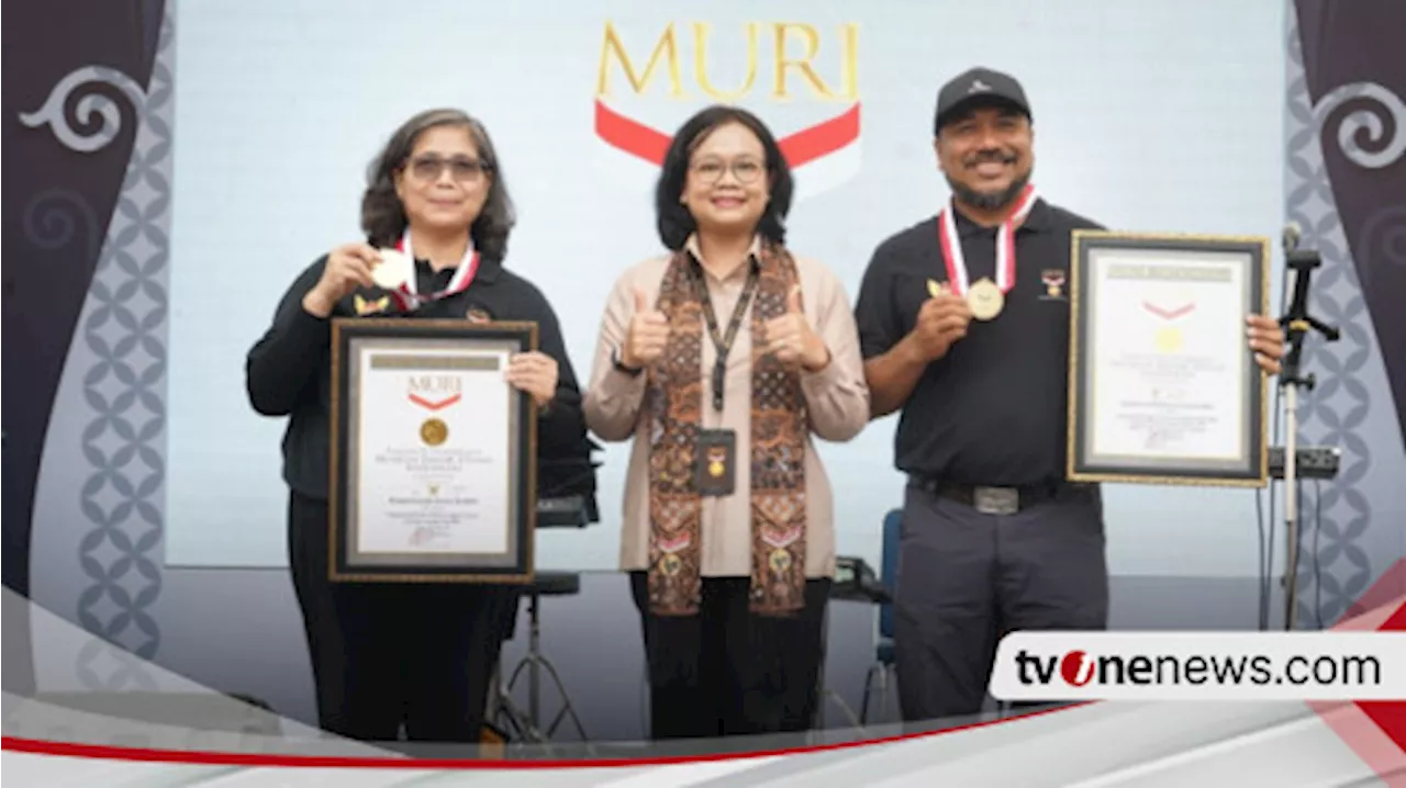 Peserta English Massive Festival 2024 Mbludak, Pemkot Kediri Terima 2 Rekor Piagam Penghargaan MURI