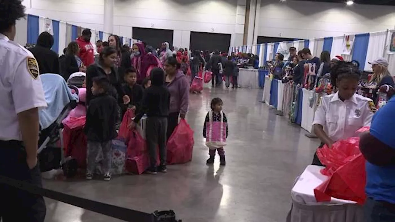 Hundreds receive toys, bikes at Children’s Christmas Party of Jacksonville toy giveaway