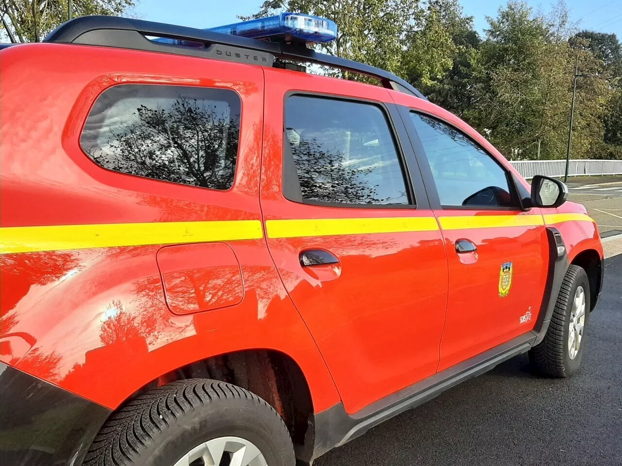 Accident dans le nord de la Sarthe : un mort et un blessé dans une collision