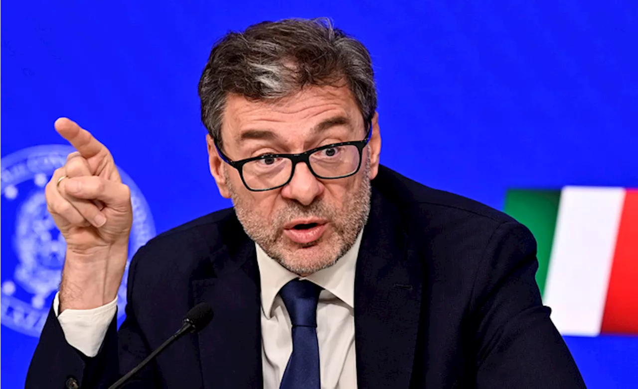 Congresso della Lega lombarda, Giorgetti: 'Il capo va rispettato. E abbiamo bisogno di essere una comunità'