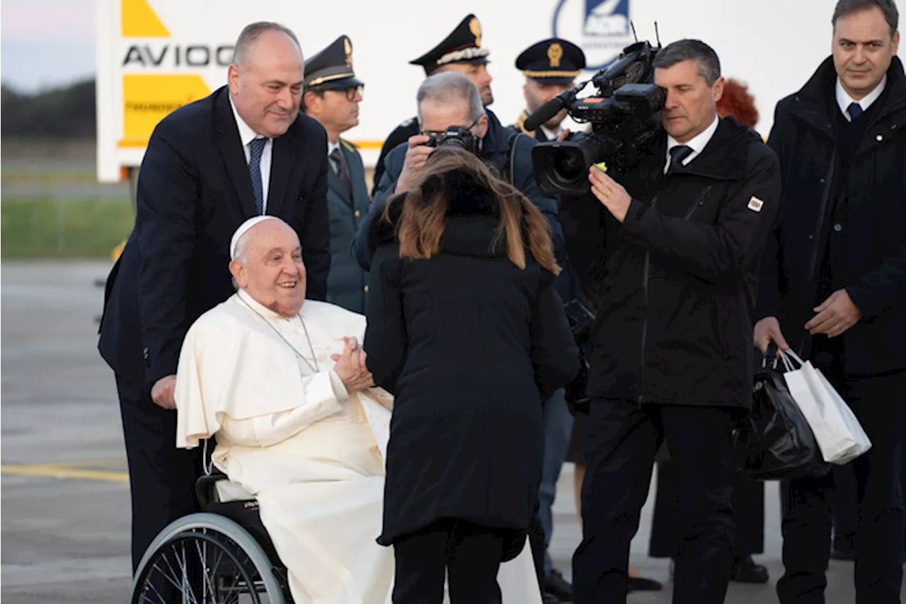 Il Papa, no a laicità ingessata, insieme per il bene comune