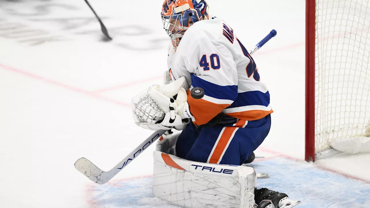 Barzal and Pelech return for Islanders after being sidelined by upper-body injuries