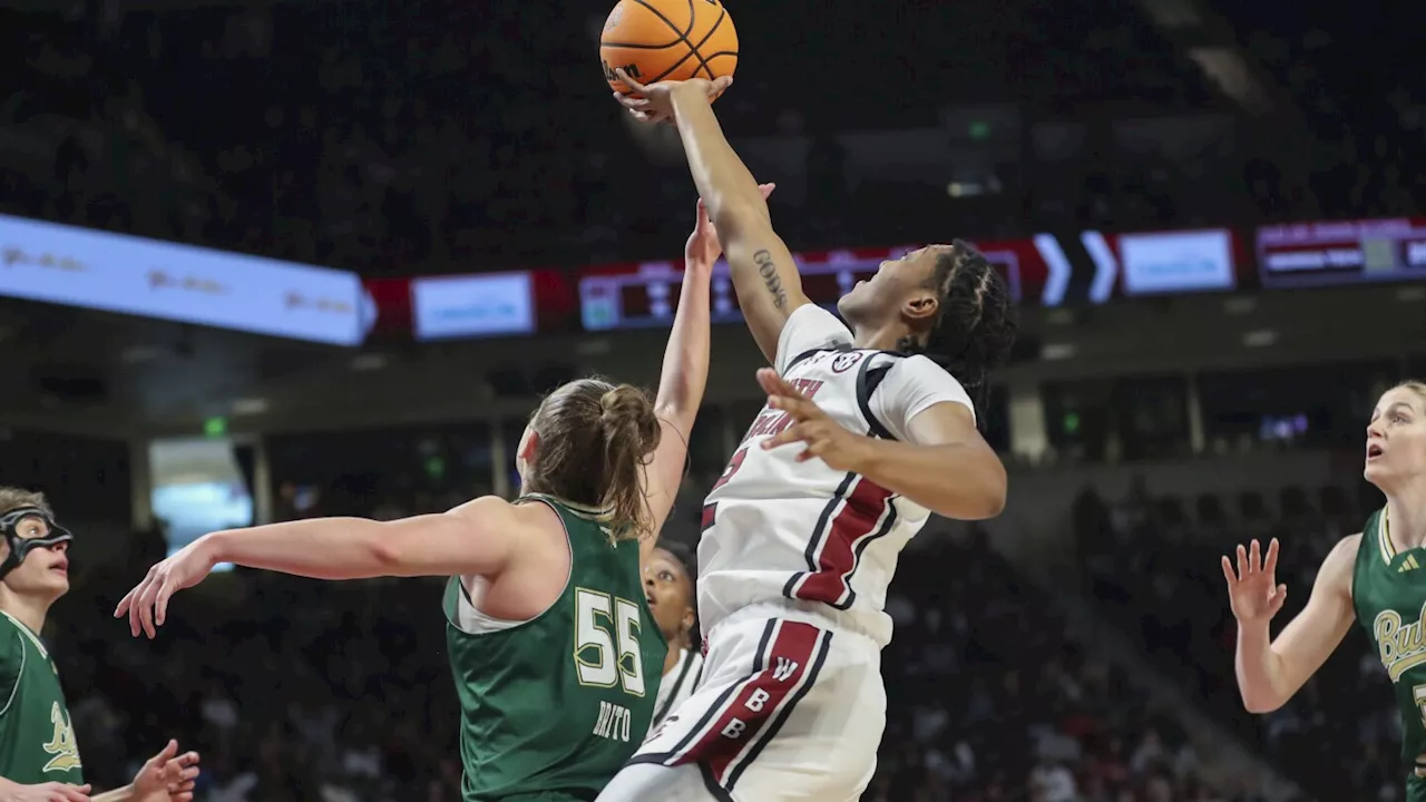 Edwards, Watkins lead No. 3 South Carolina to its 63rd straight home win, 78-62 over South Florida