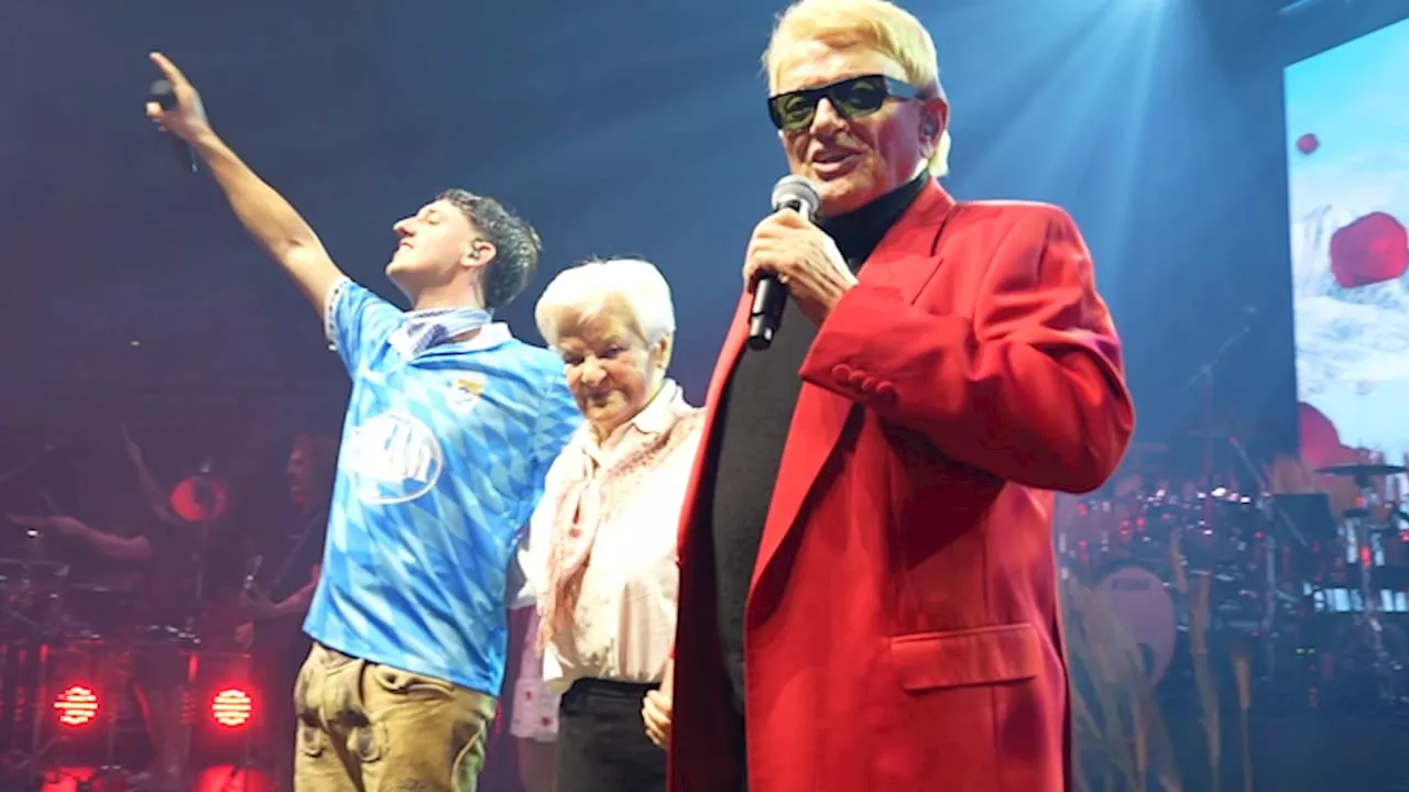 Vor 17.000 Fans: Warum Heino hier für Oma Anna singt