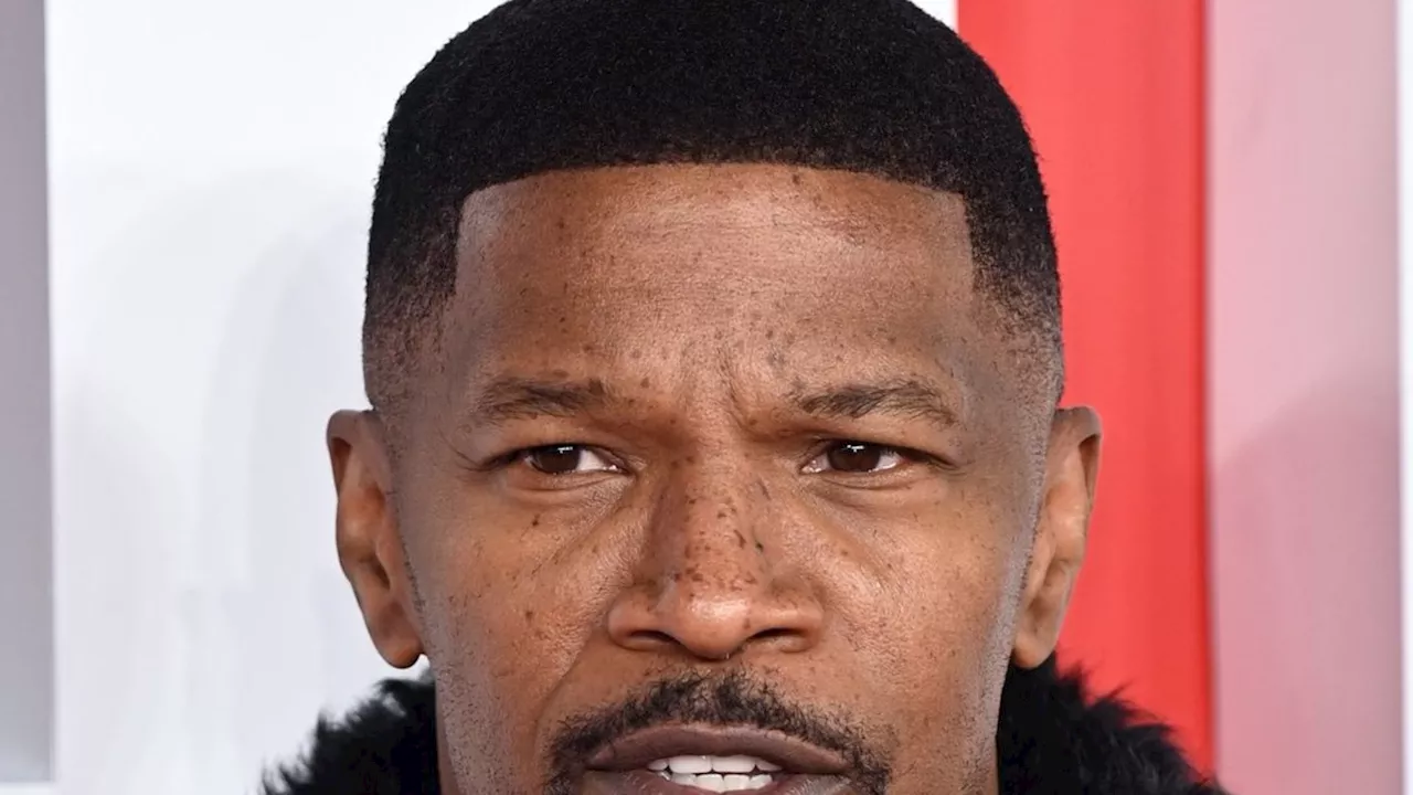 Jamie Foxx mit Glas angegriffen: Der Schauspieler muss im Gesicht genäht werden