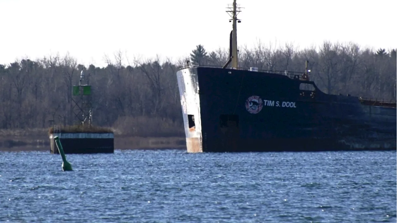 Crews to attempt refloating stuck St. Lawrence River cargo ship Monday