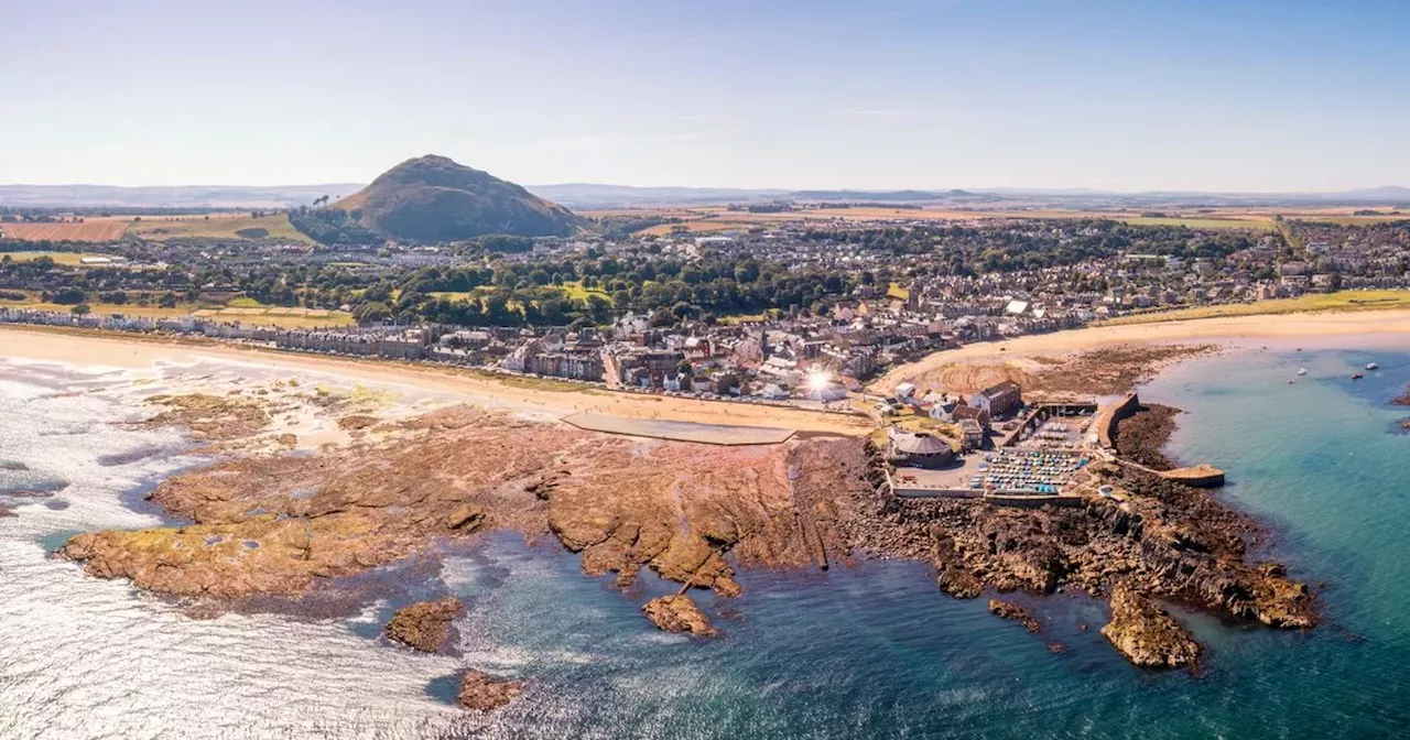 The seaside Scottish town named among best in UK - with tourists singling out one feature