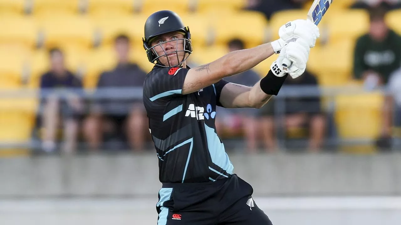 Red-hot Scorchers set to unleash dangerous Kiwi gun in blockbuster BBL opener: LIVE