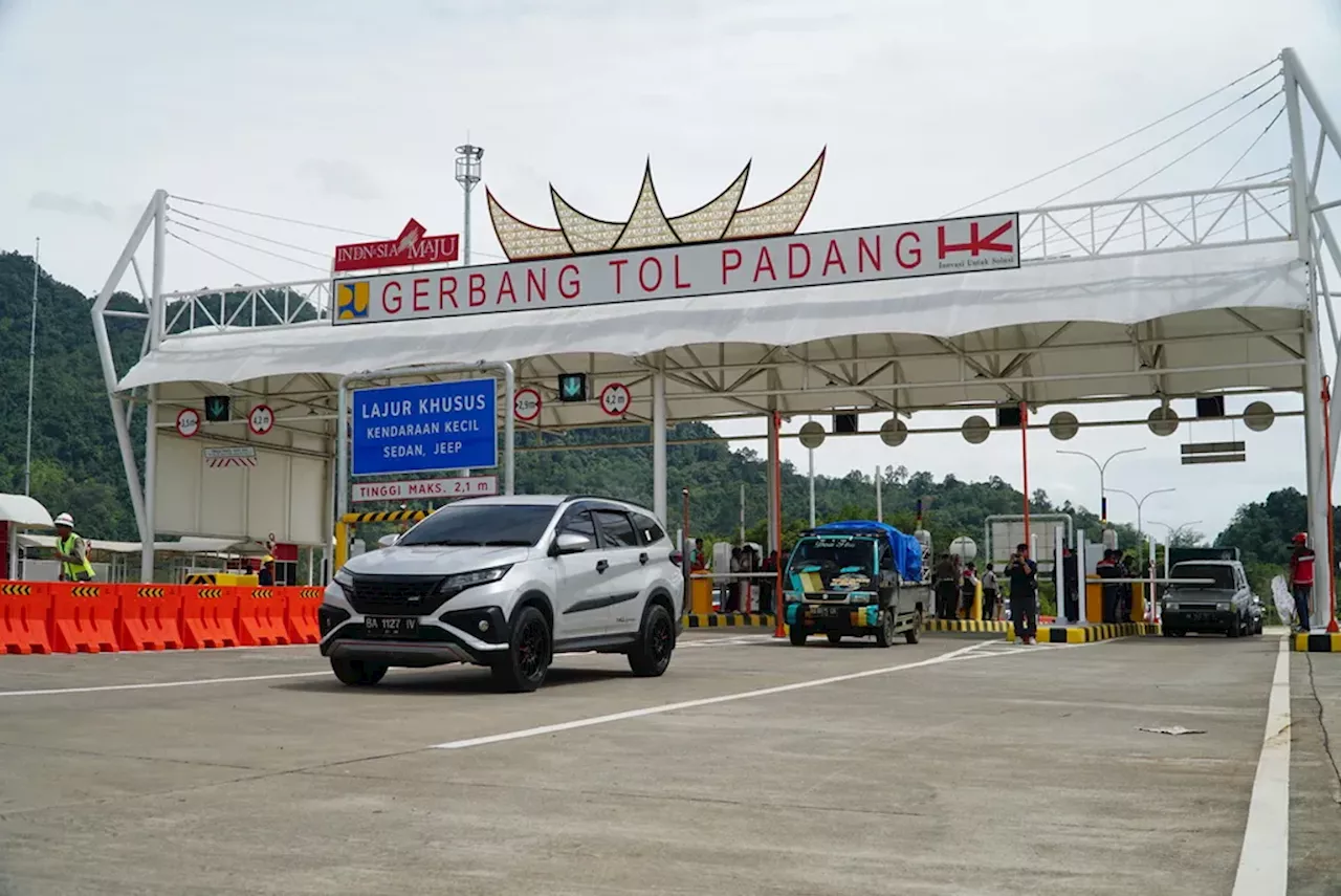 Jalan Tol Padang-Sicincin Diuji Coba Satu Arah