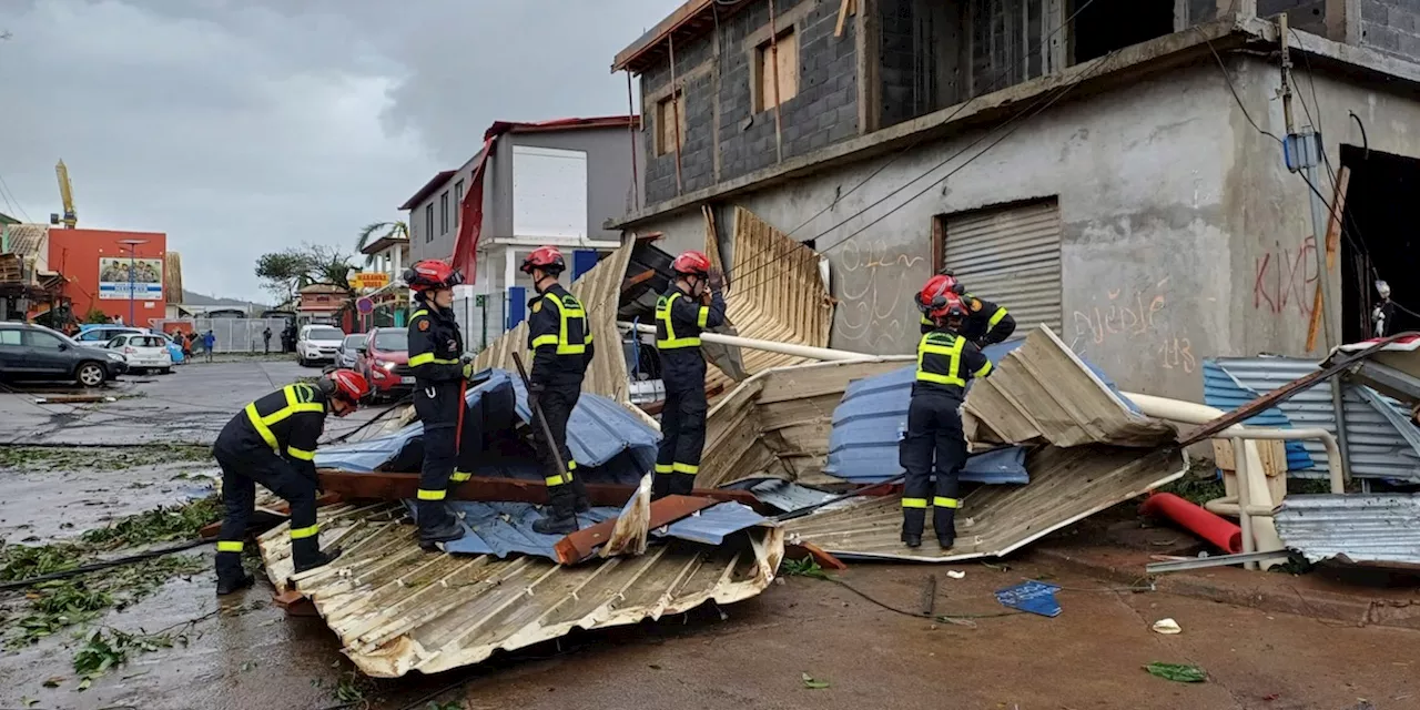 A Mayotte il ciclone Chido rischia di fare un disastro