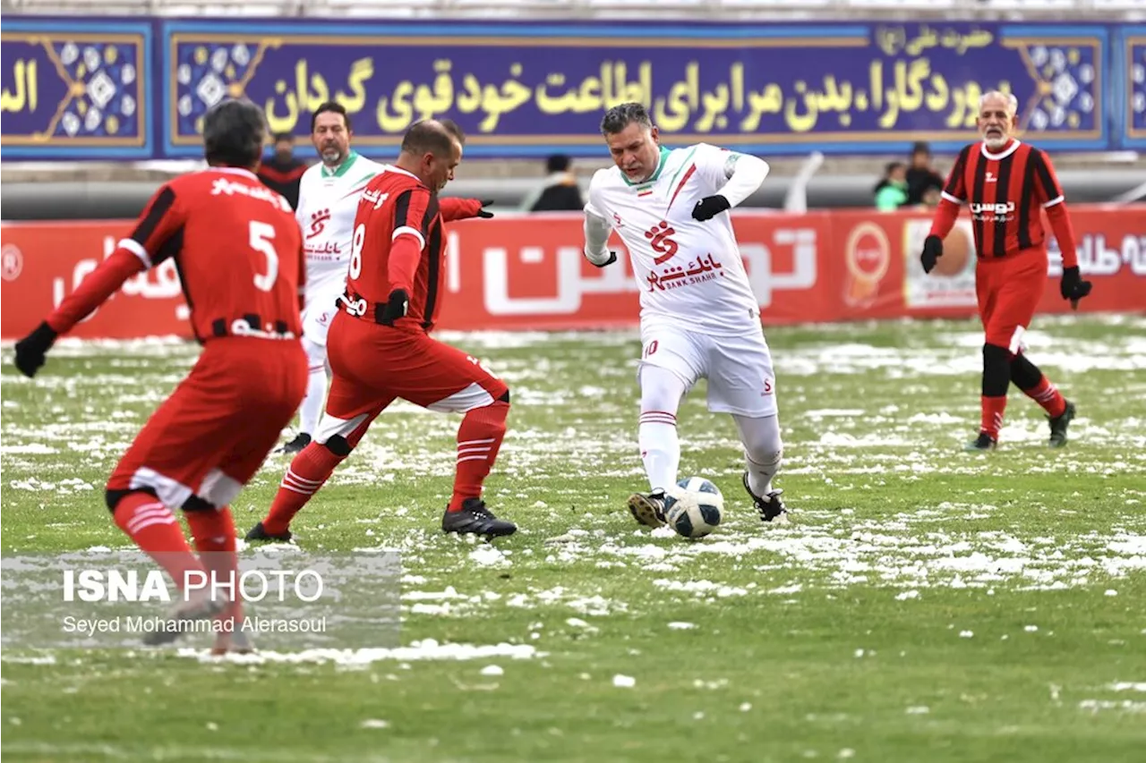 تساوی ستارگان ۹۸ و منتخب خراسان در دیدار خیریه به یاد جان‌باختگان حادثه معدن طبس