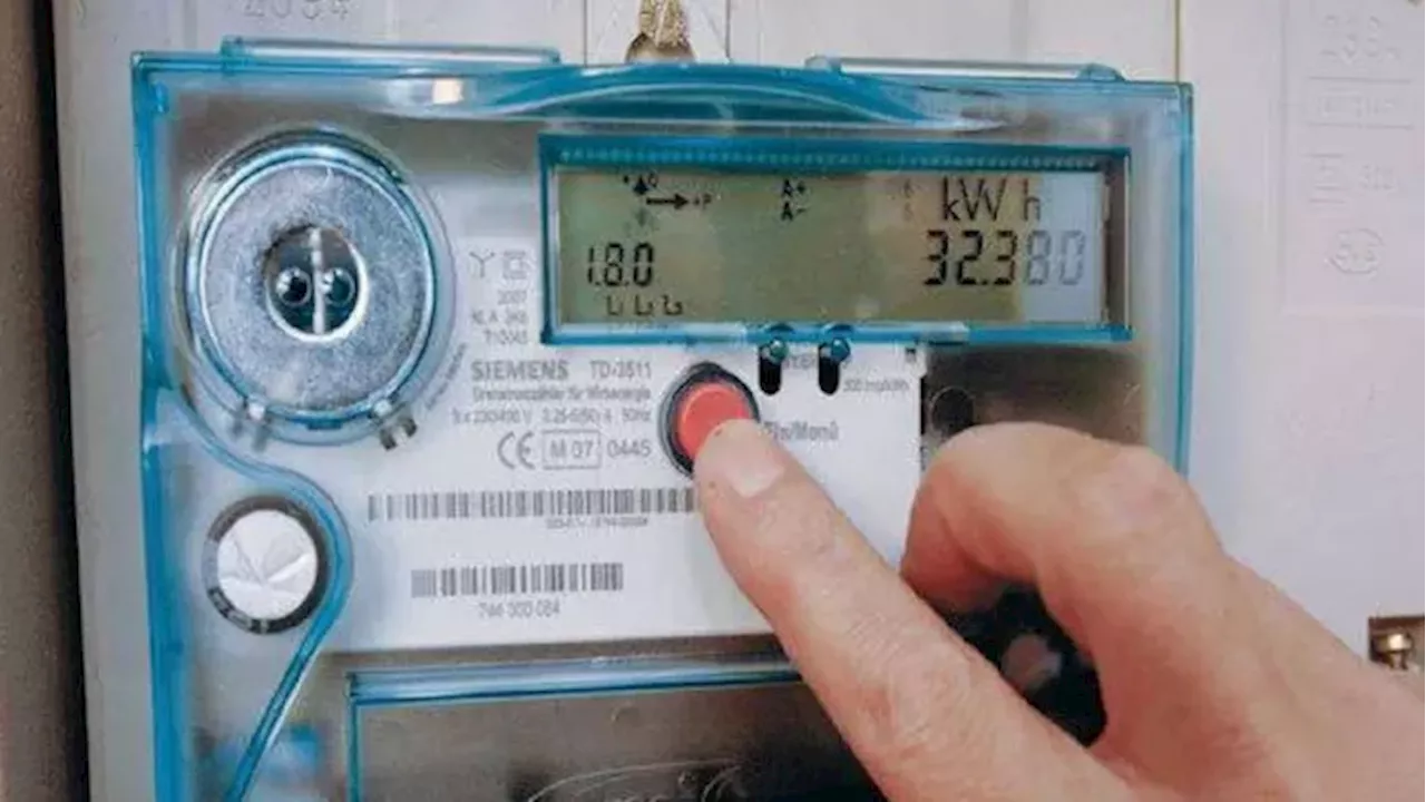 Smart Meter: 1 साल बिना रिचार्ज चला काम, फिर बिजली कटी और आया भारी-भरकम बिल; सवाल पूछने पर मिला चौंकाने वाला जवाब