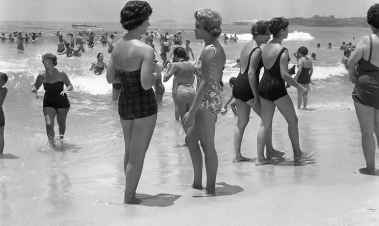 Veja mais de 30 imagens do verão no Rio desde a década de 1950