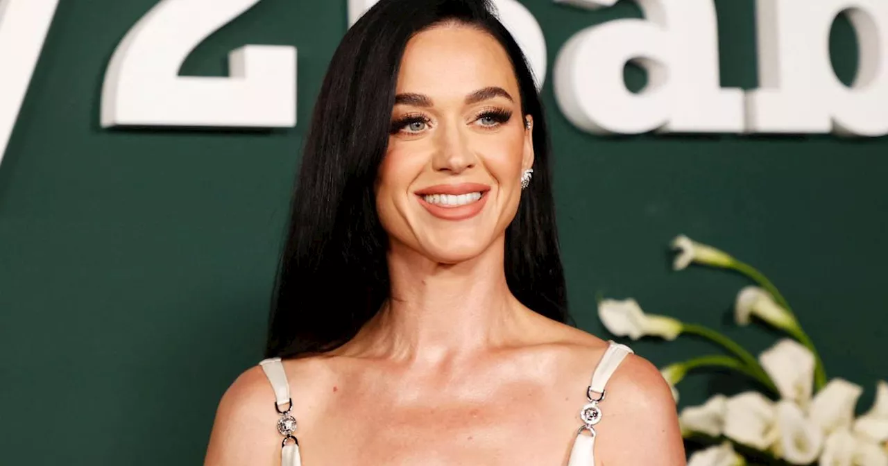 Katy Perry enthüllt Weihnachtstradition mit Meghan und Prinz Harry