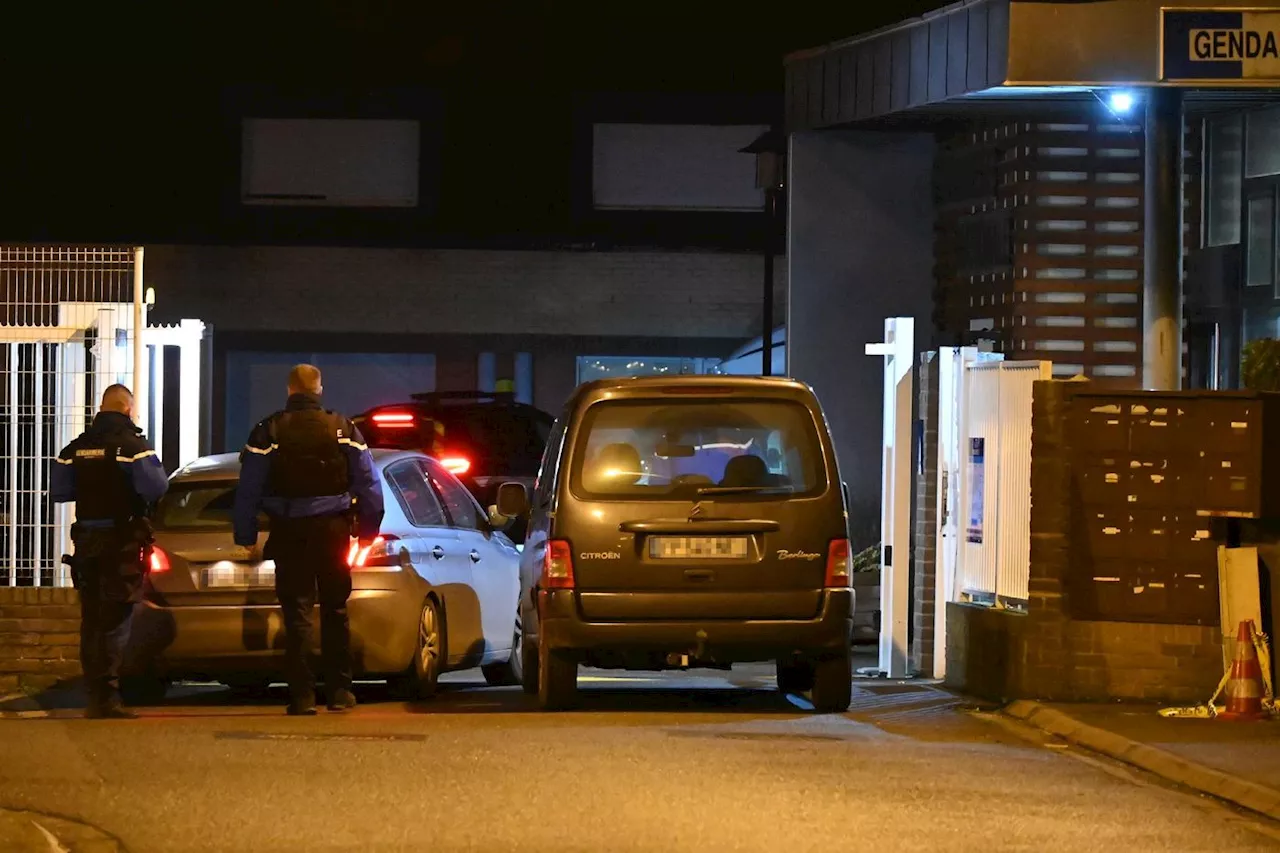 Meurtres près de Dunkerque: un suspect inconnu de la police au mobile flou