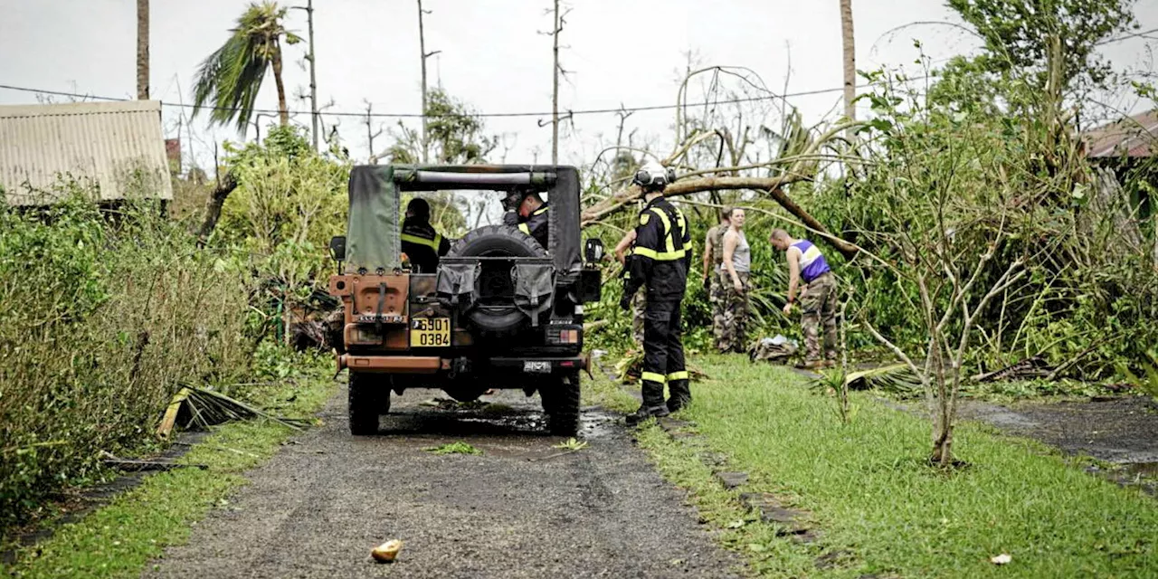 Cyclone Chido : à Mayotte, les autorités redoutent des centaines de morts, voire des milliers