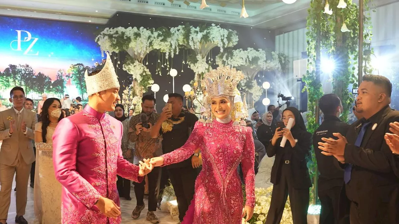 Pernikahan Putri Zulkifli Hasan dan Zumi Zola, Dihadiri Artis hingga Tokoh Nasional