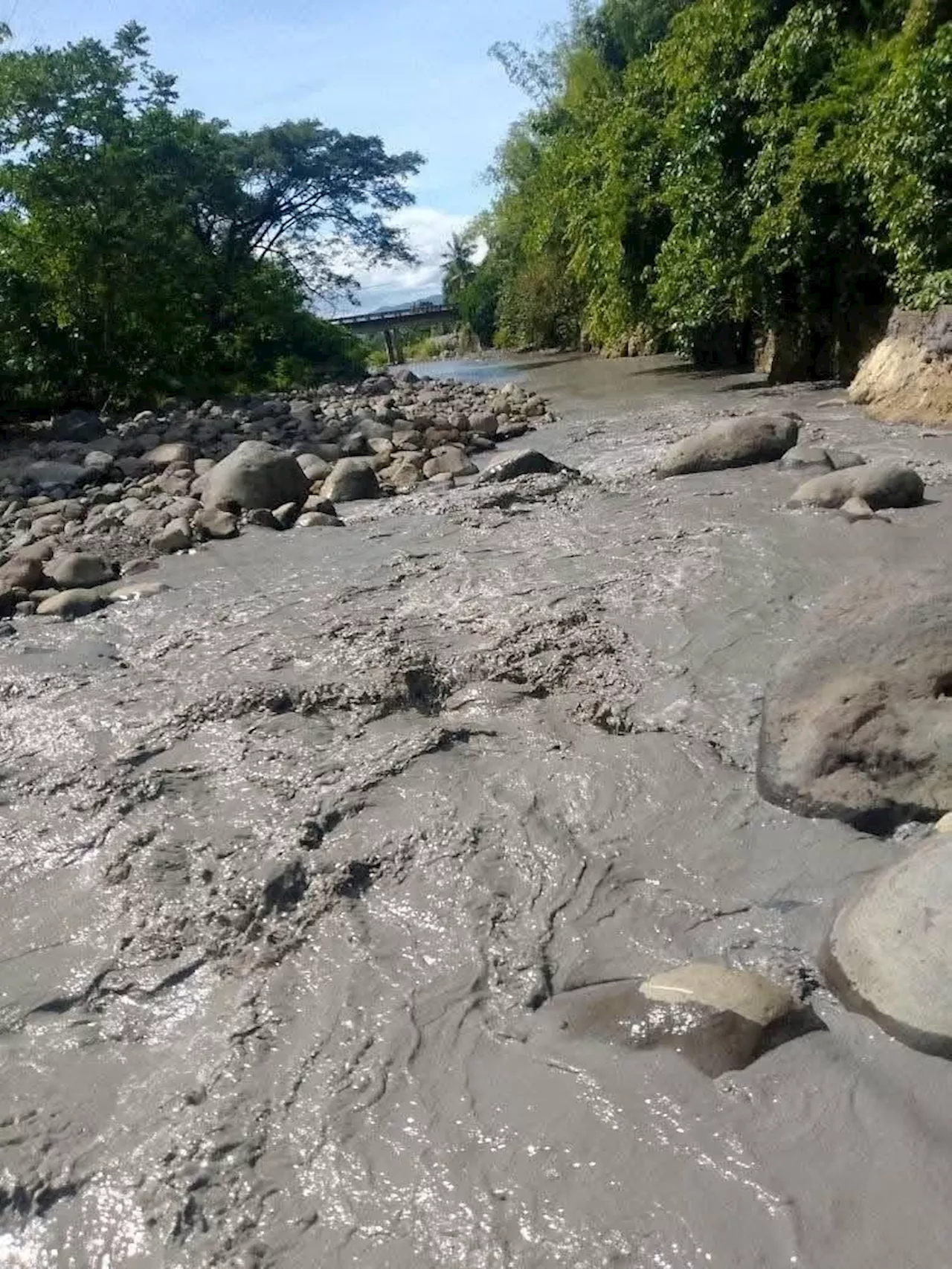 DOH-Negros Island warns on health hazards from lahar