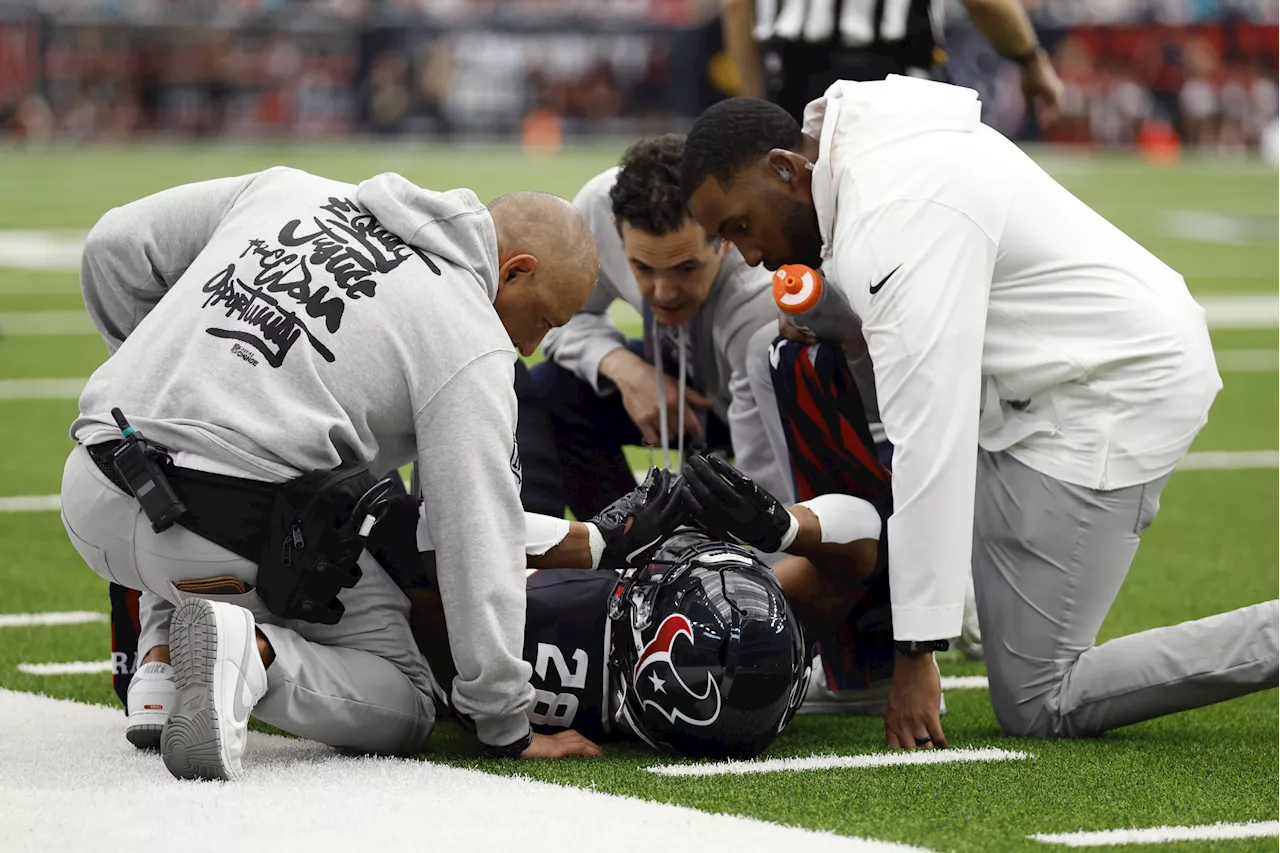 Texans RB Joe Mixon Avoids Potentially Significant Injury on Hip Drop Tackle