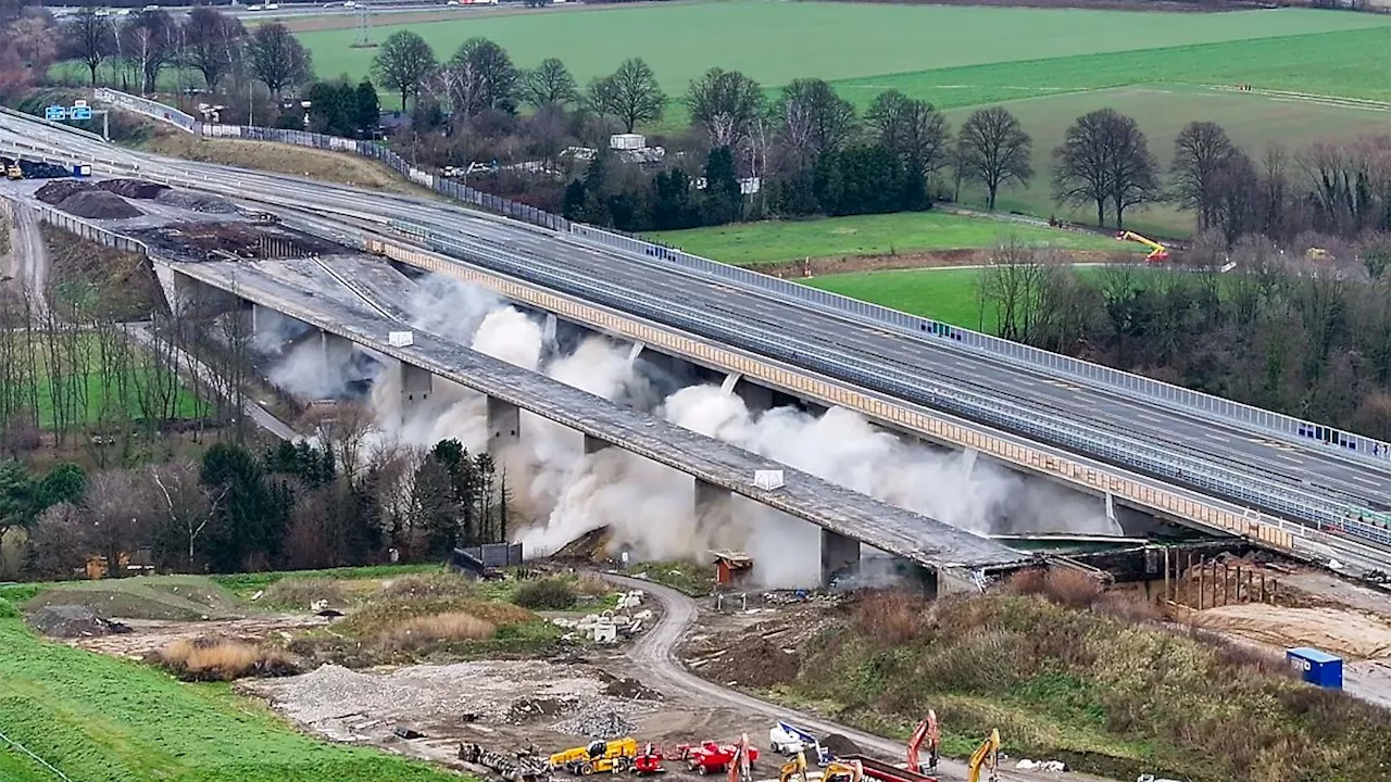 Nordrhein-Westfalen: Teile einer A1-Brücke gesprengt - Autobahn voll gesperrt