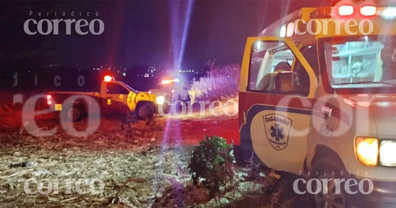 Volcadura en Abasolo deja un muerto y dos heridos en un camino de terracería