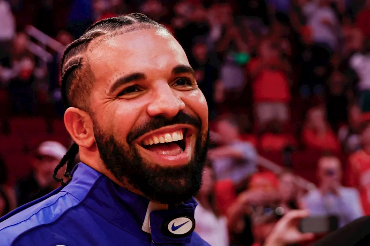 Drake Awards $10,000 to Winner of Lookalike Contest Thrown in His Honor