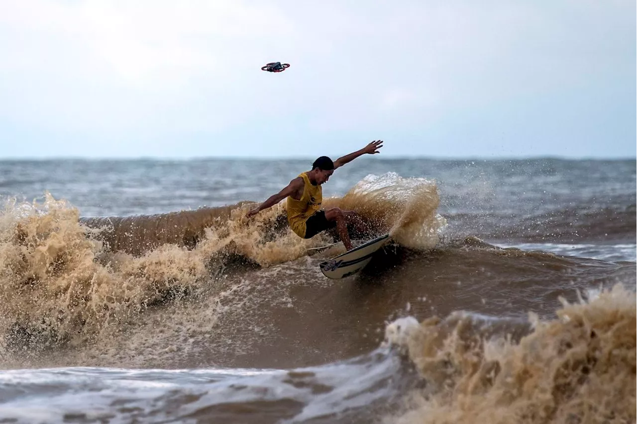 Inaugural surf competition in Kelantan attracts over 2,000 visitors