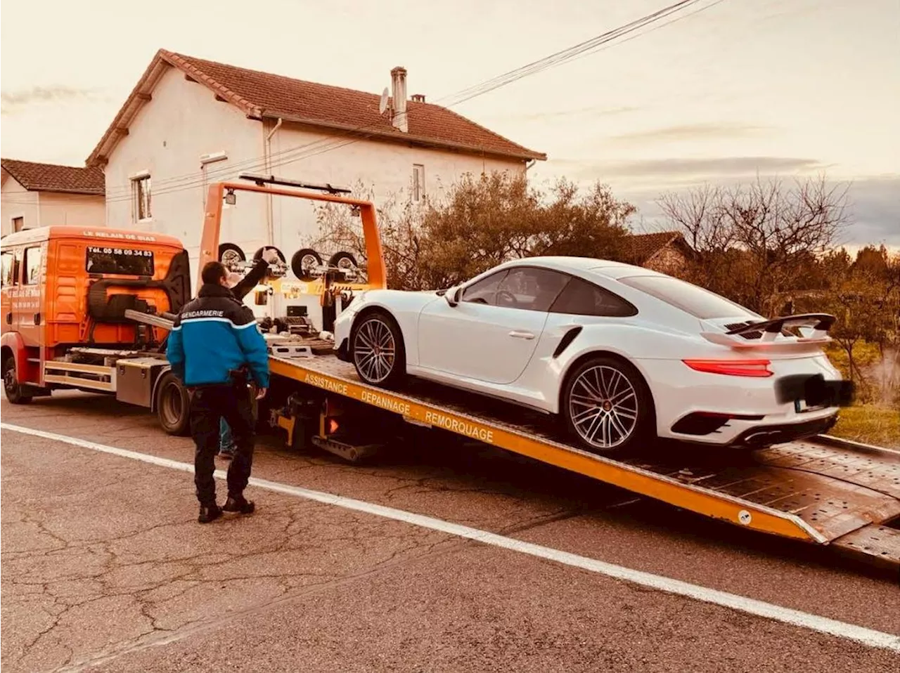 Landes : au volant de sa Porsche, un conducteur flashé à 190 km/h