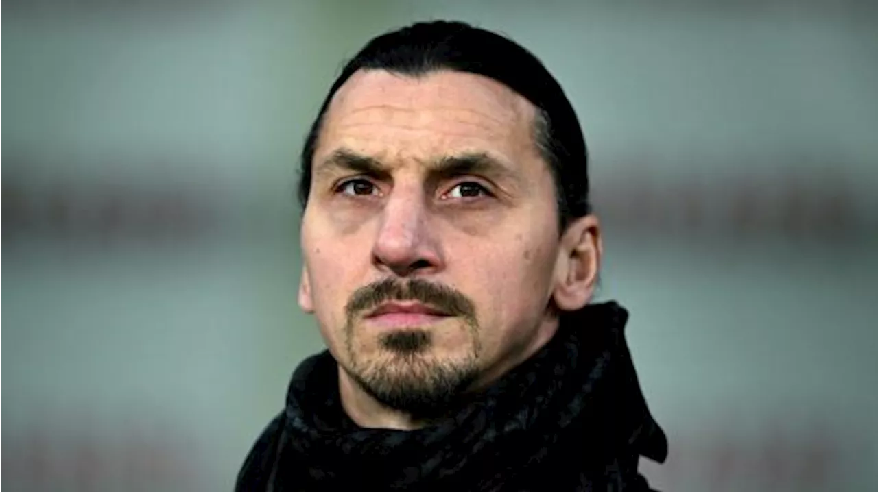 Festa Milan per i 125 anni, Ibrahimovic inquadrato sul maxischermo e fischiato dai tifosi