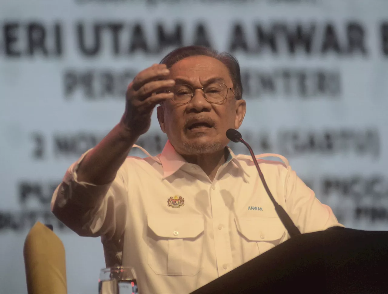 Tengku Zafrul masuk PKR: Anwar sahkan ada perbincangan awal