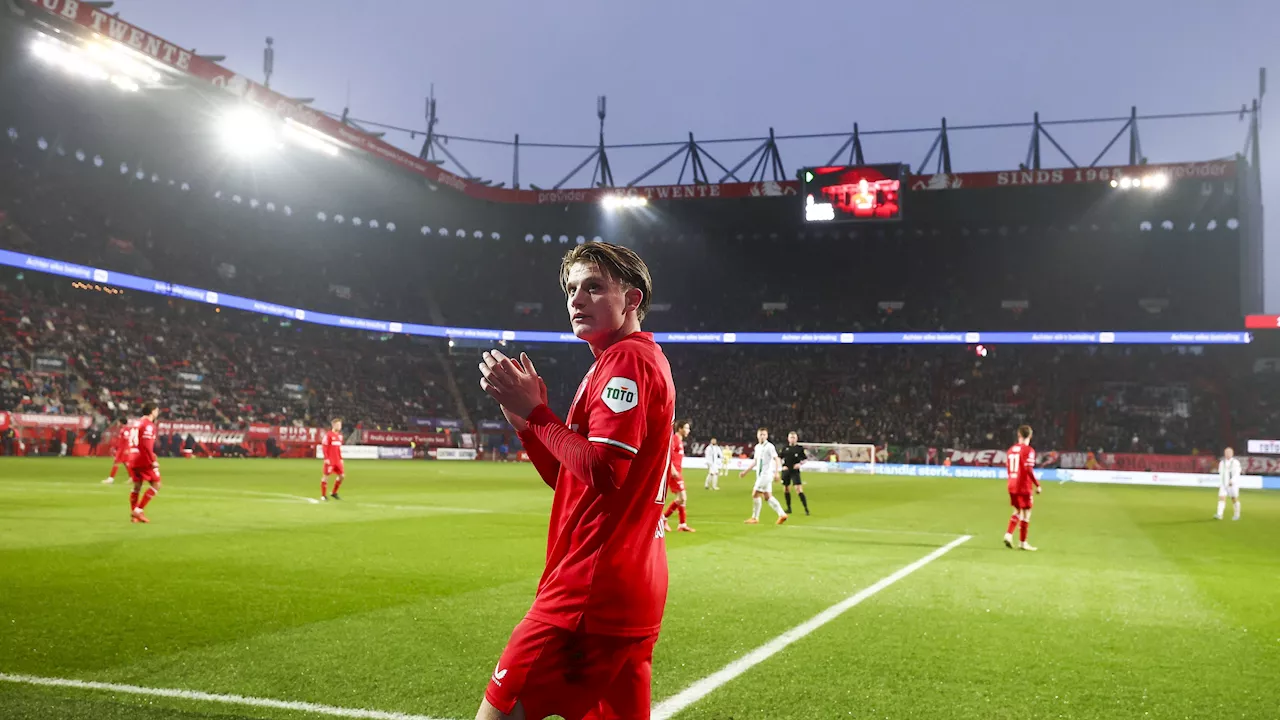 Eredivisie-topscorer Sem Steijn scoort wederom voor winnend FC Twente